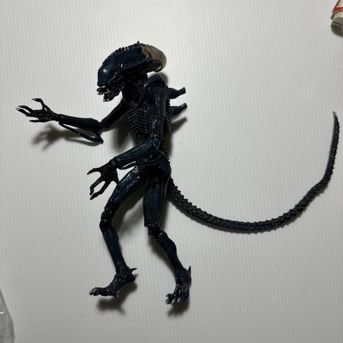 Rare aliens neca action figure - action,